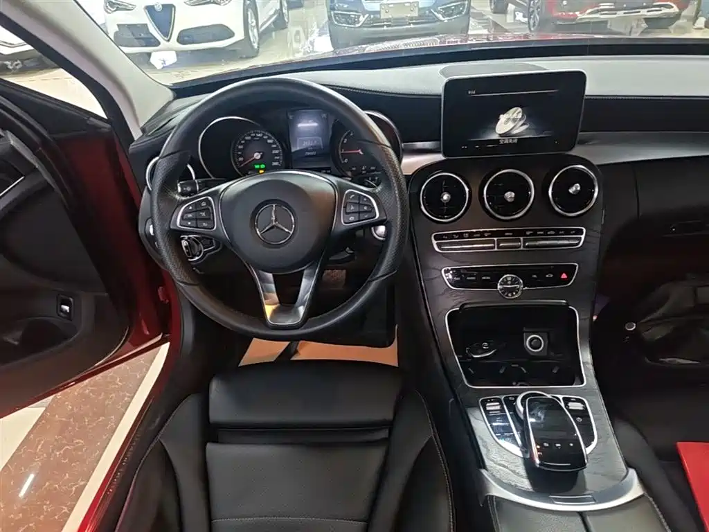 Mercedes-Benz C-Class 2017 — фото 13