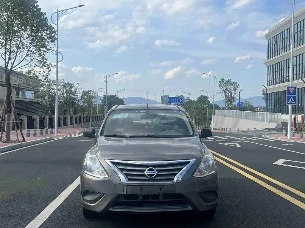 Nissan Sunny 2016 — фото 2