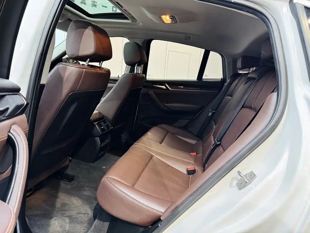 BMW X4 2015 — фото 10