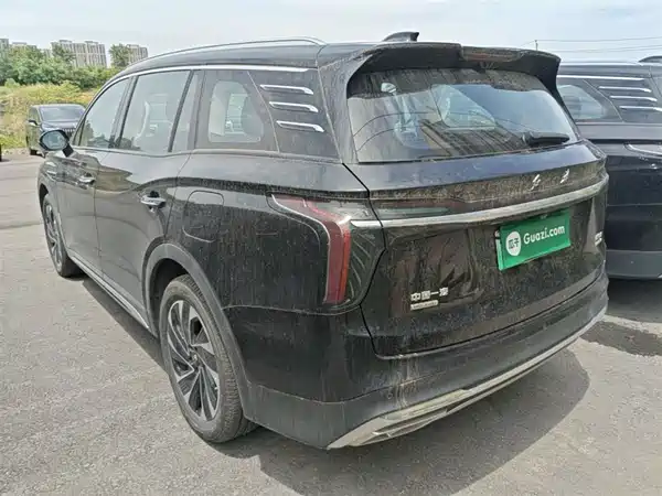 Hongqi HS7 PHEV 2024