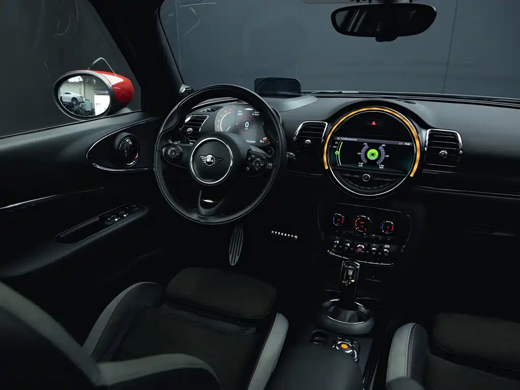 MINI JCW CLUBMAN 2021 — фото 18