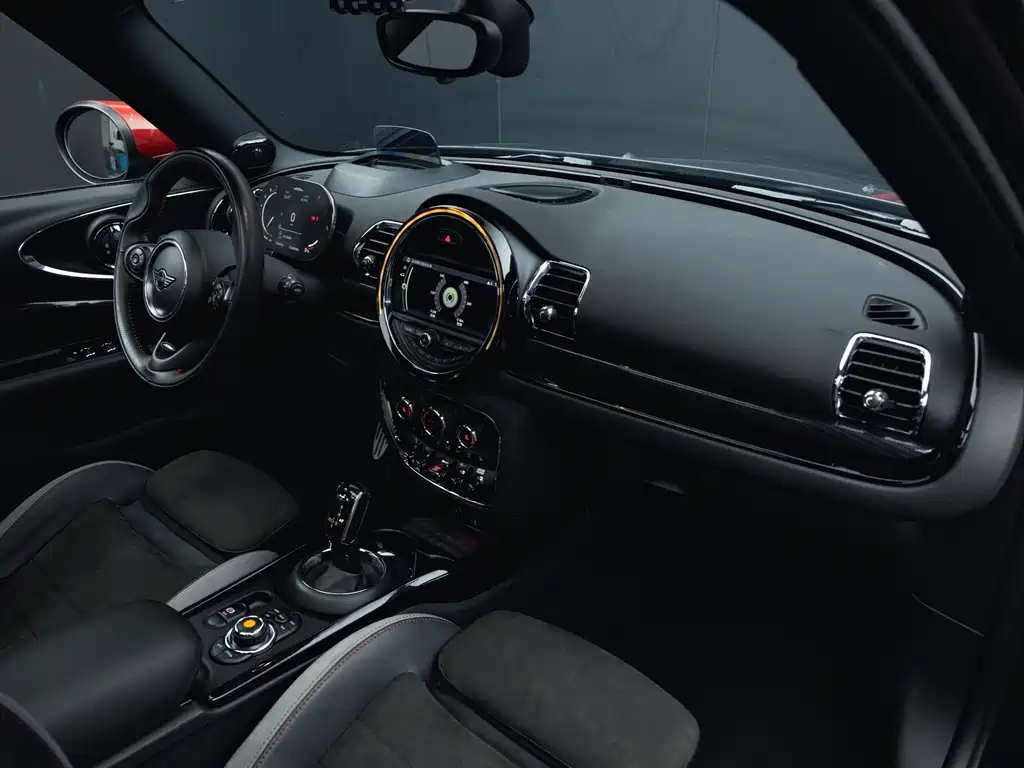 MINI JCW CLUBMAN 2021 — фото 22