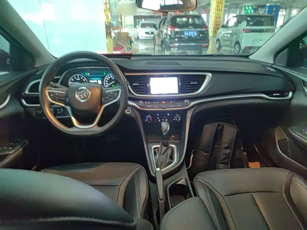Buick Excelle 2021 — фото 10