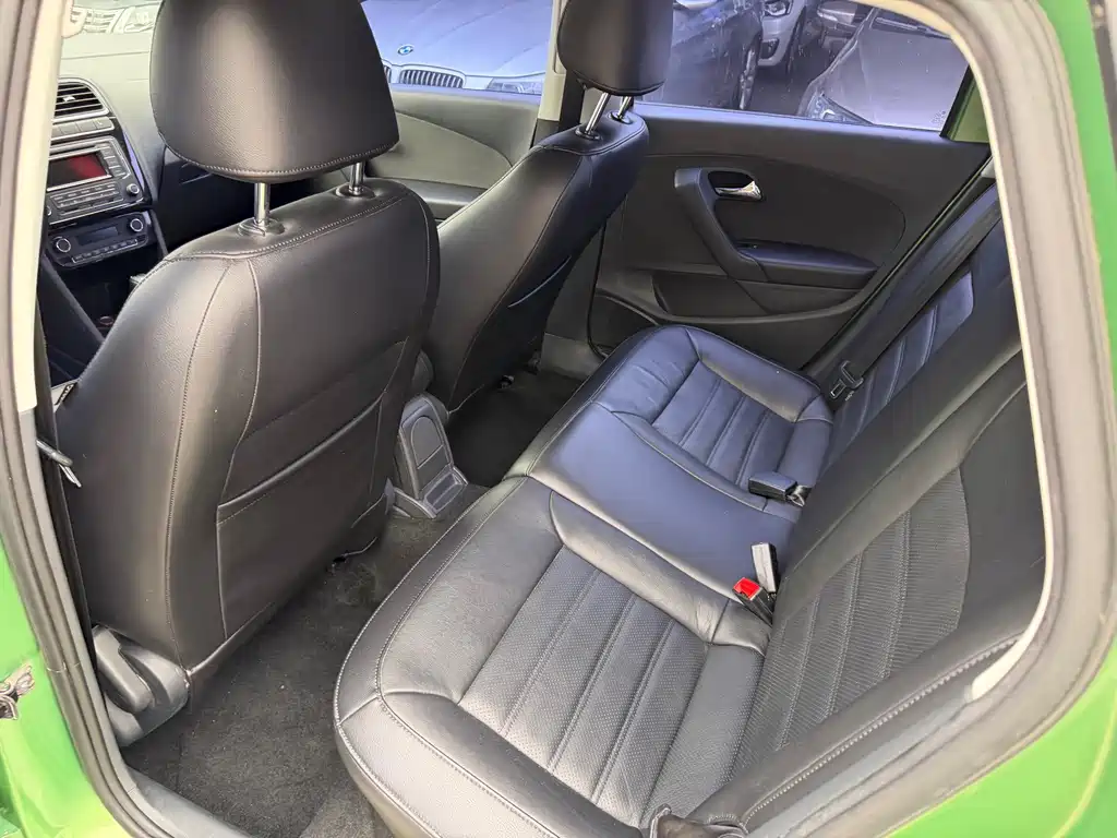 Volkswagen Polo 2013 — фото 11