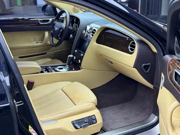 Bentley Flying Spur 2010