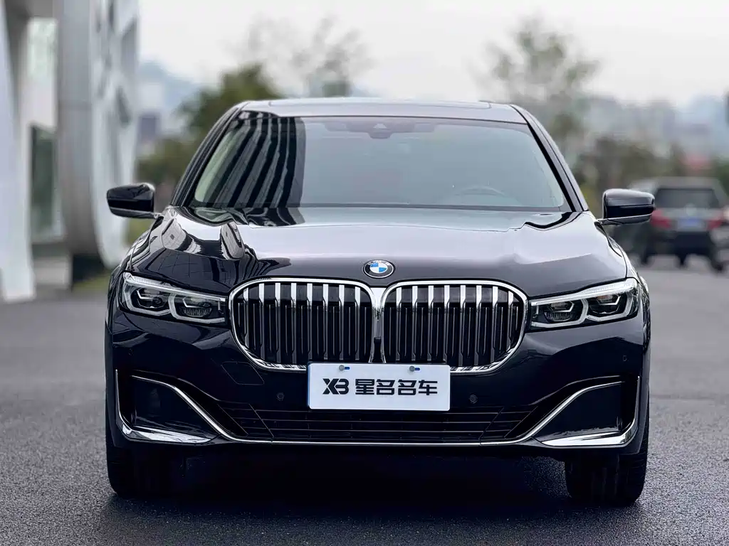 BMW 7 Series 2022 — фото 2