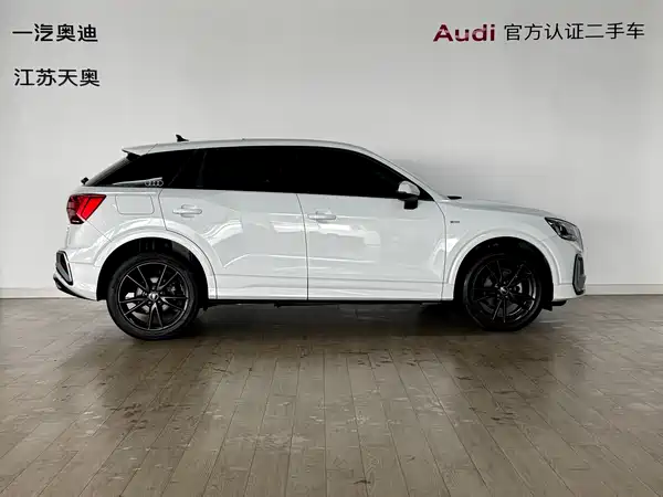 Audi Q2L 2022