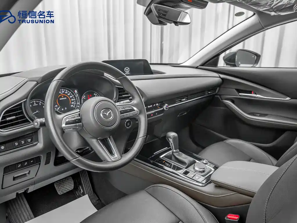 Mazda CX-30 2025 — фото 11