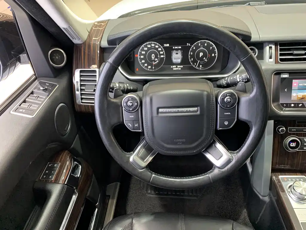 Land Rover Range Rover 2018 — фото 12