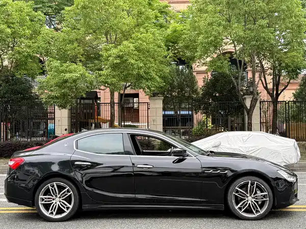 Maserati Ghibli 2017
