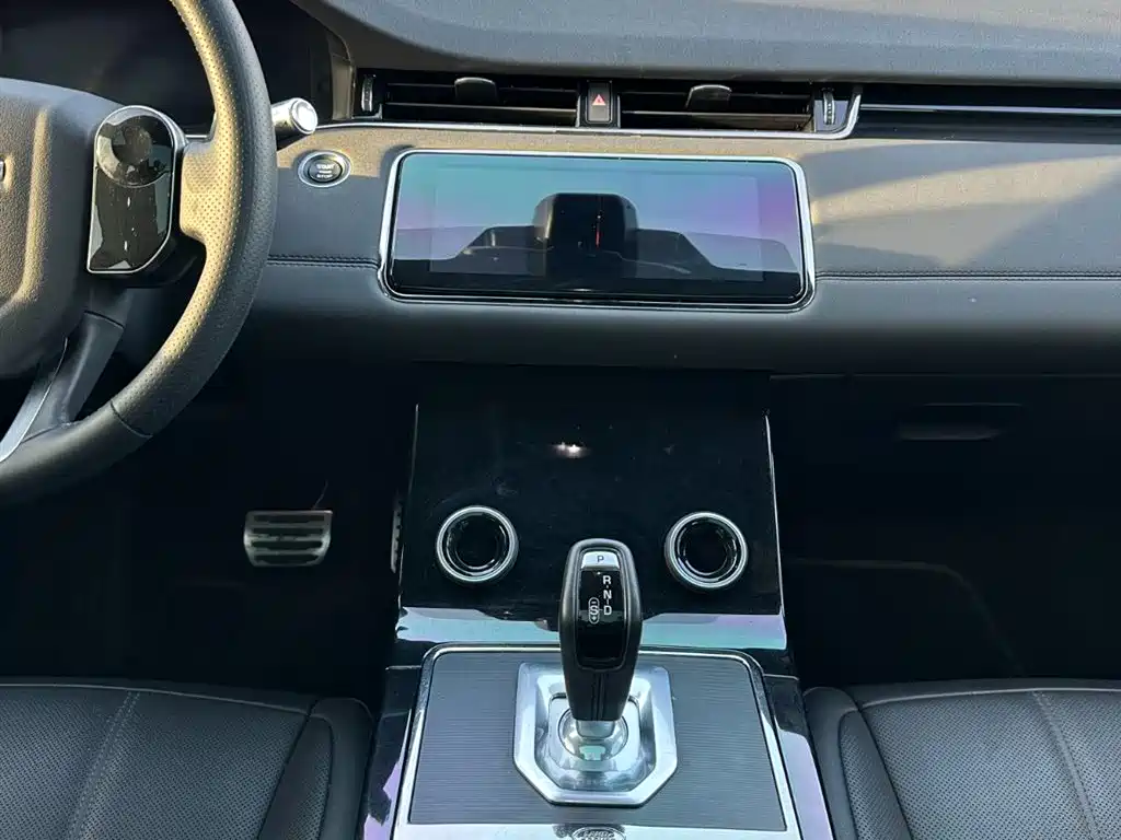 Land Rover Evoque 2020 — фото 22