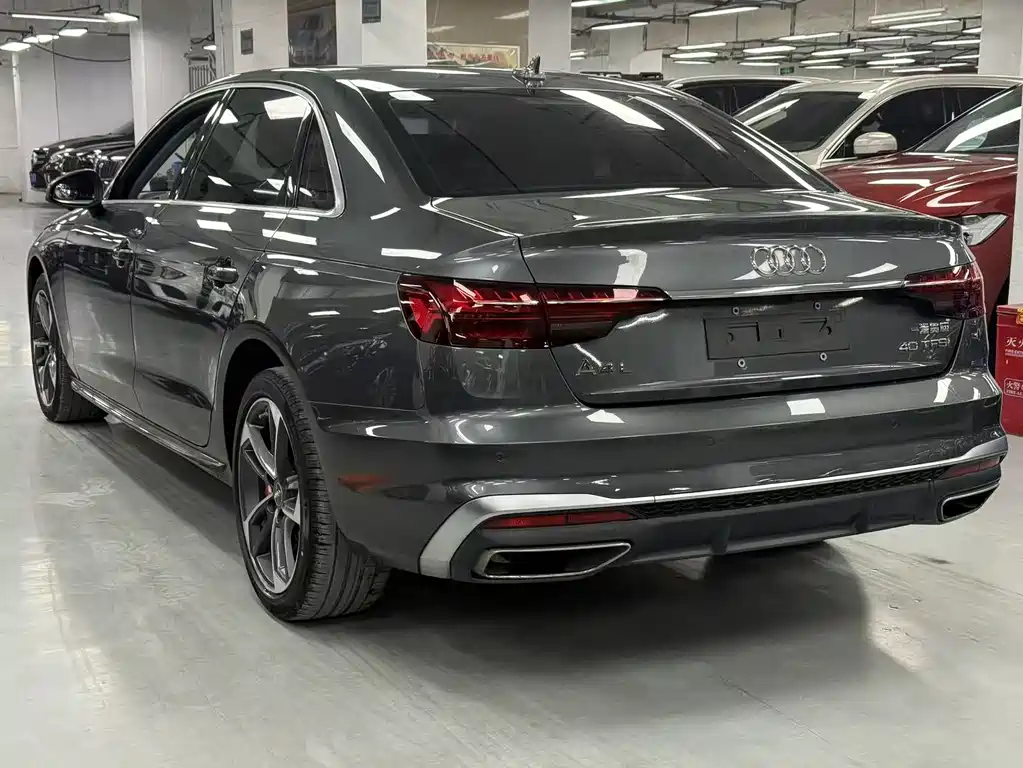 Audi A4L 2021 — фото 15
