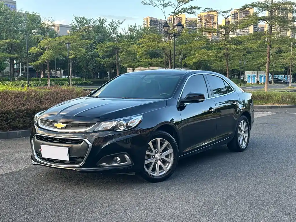Chevrolet Malibu 2017 — фото 1