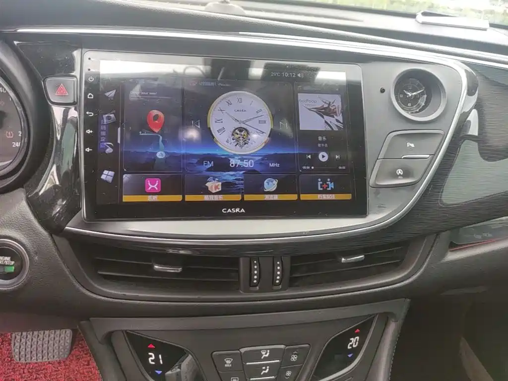 Buick Envision Plus 2017 — фото 12