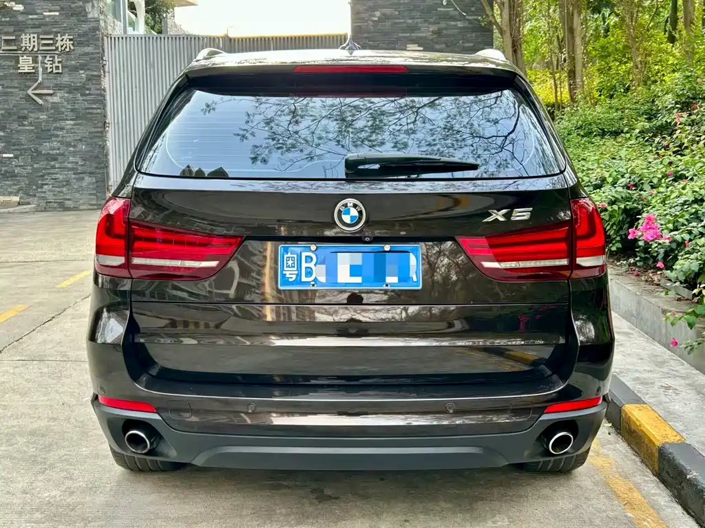 BMW X5 2017 — фото 9