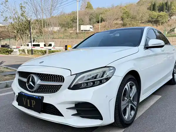 Mercedes-Benz C-Class 2019