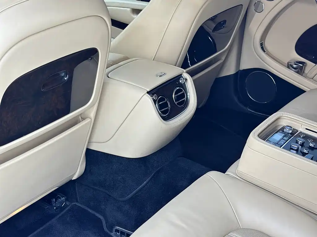 Bentley Mulsanne 2013 — фото 9