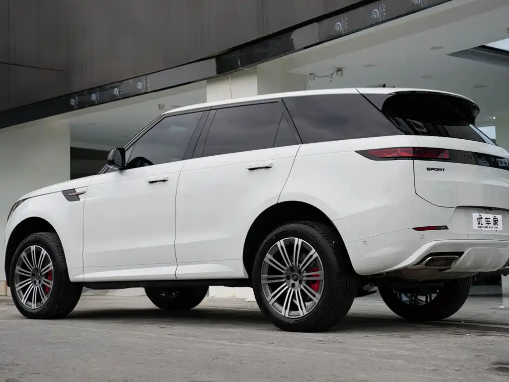 Land Rover Sport 2024 — фото 4