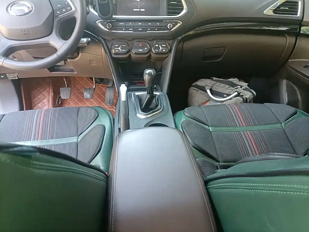 GAC Motor Trumpchi GS4 2017 — фото 14