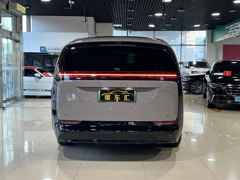 Li Auto Li MEGA 2025