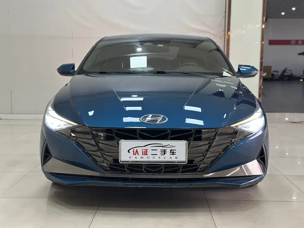 Hyundai Elantra 2021 — фото 2