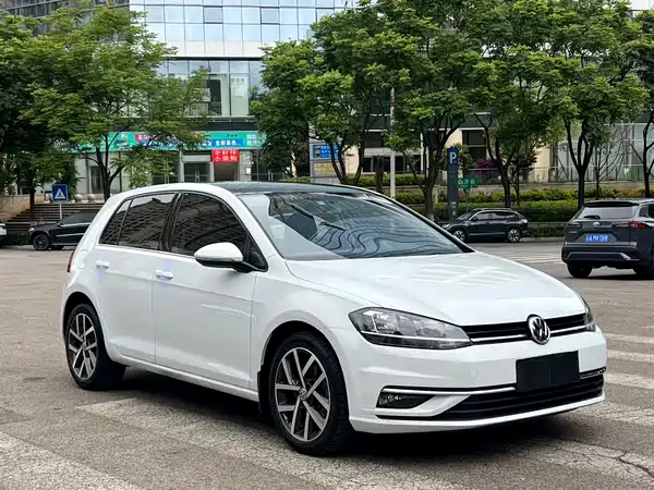 Volkswagen Golf 2020