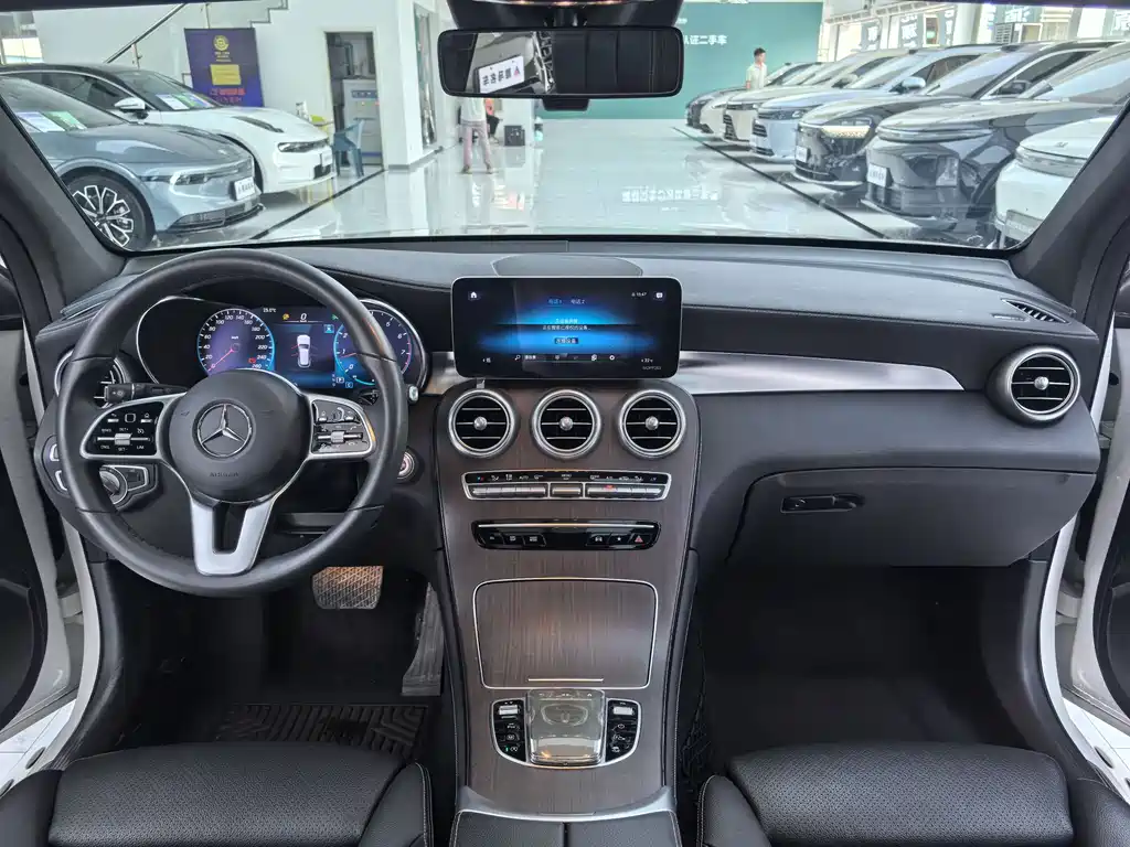 Mercedes-Benz GLC 2020