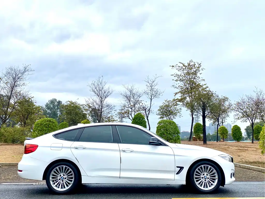 BMW 3 Series GT 2015 — фото 5
