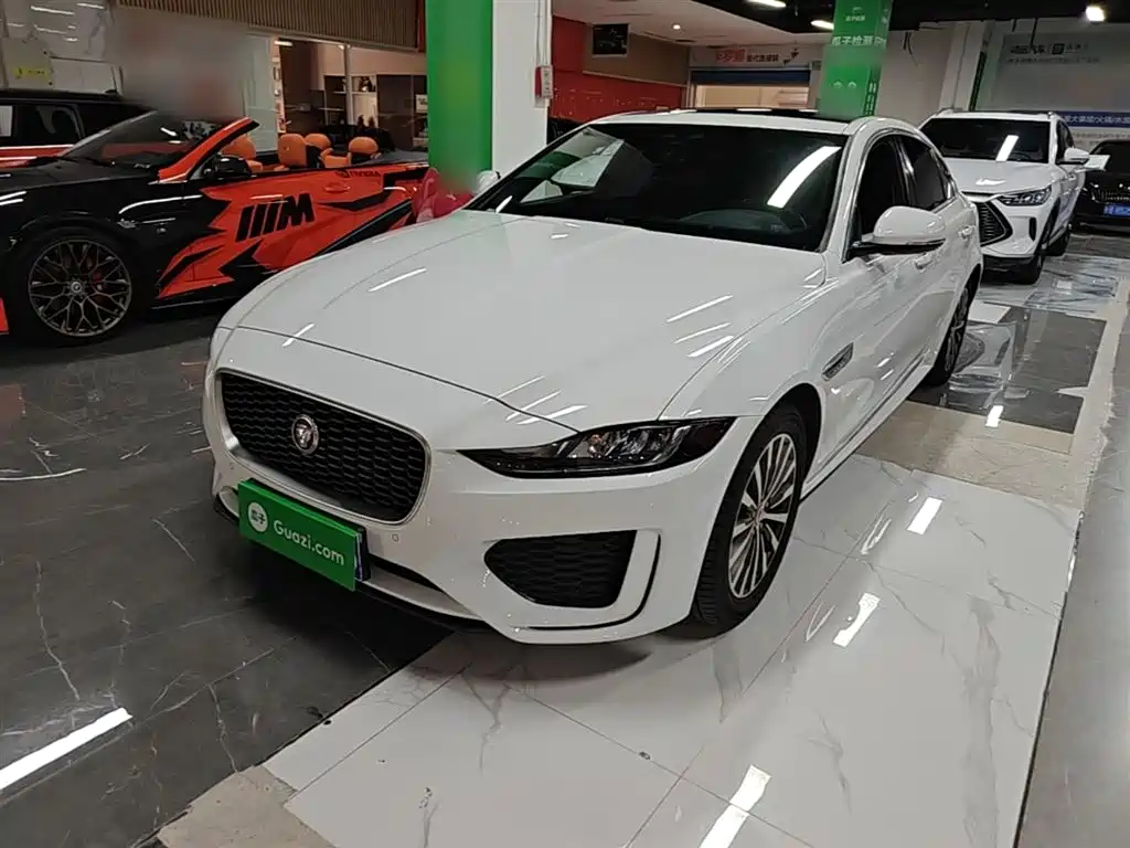 Jaguar XEL 2020 — фото 2