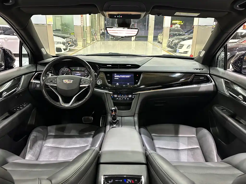 Cadillac XT6 2021 — фото 9