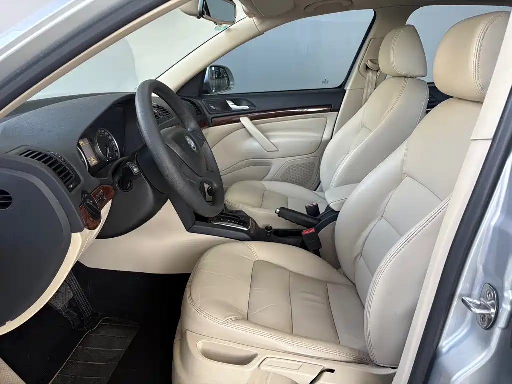 Skoda Octavia 2014 — фото 16