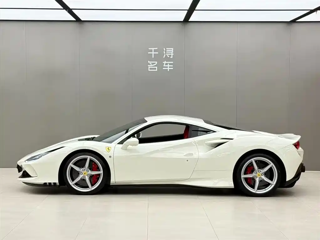 Ferrari F8 2022 — фото 3