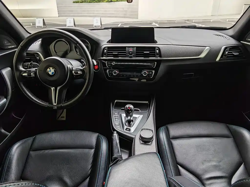 BMW M2 2019 — фото 19