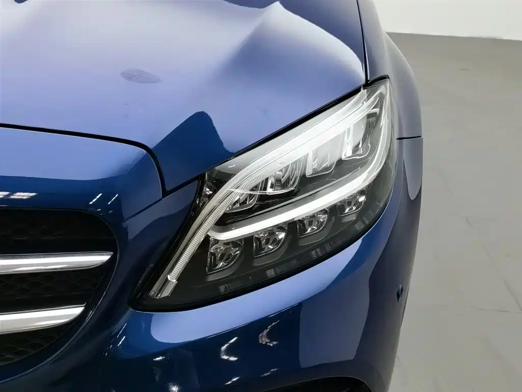 Mercedes-Benz C-Class 2019 — фото 7