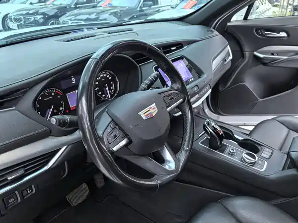 Cadillac XT4 2021