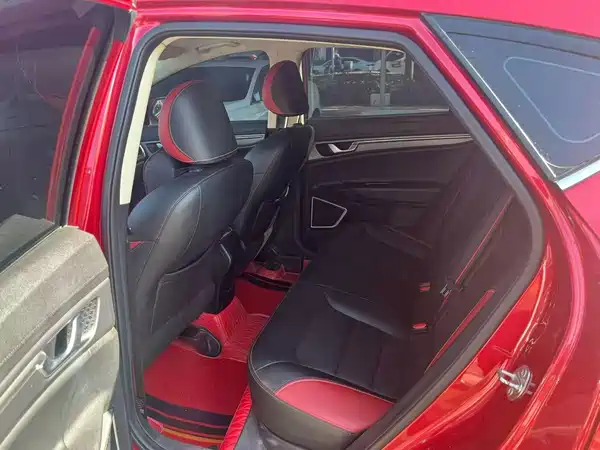 Geely Emgrand GS 2020