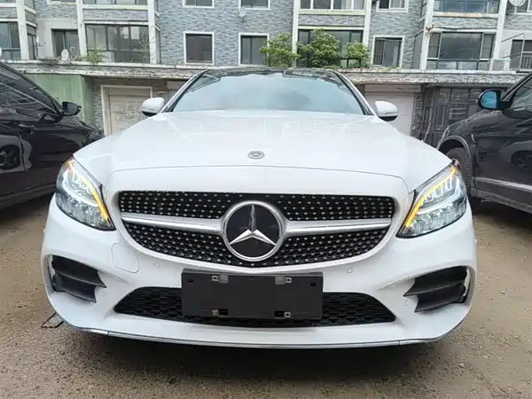 Mercedes-Benz C-Class 2020
