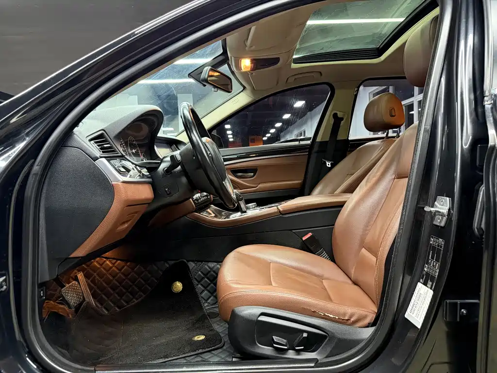 BMW 5 Series 2015 — фото 4