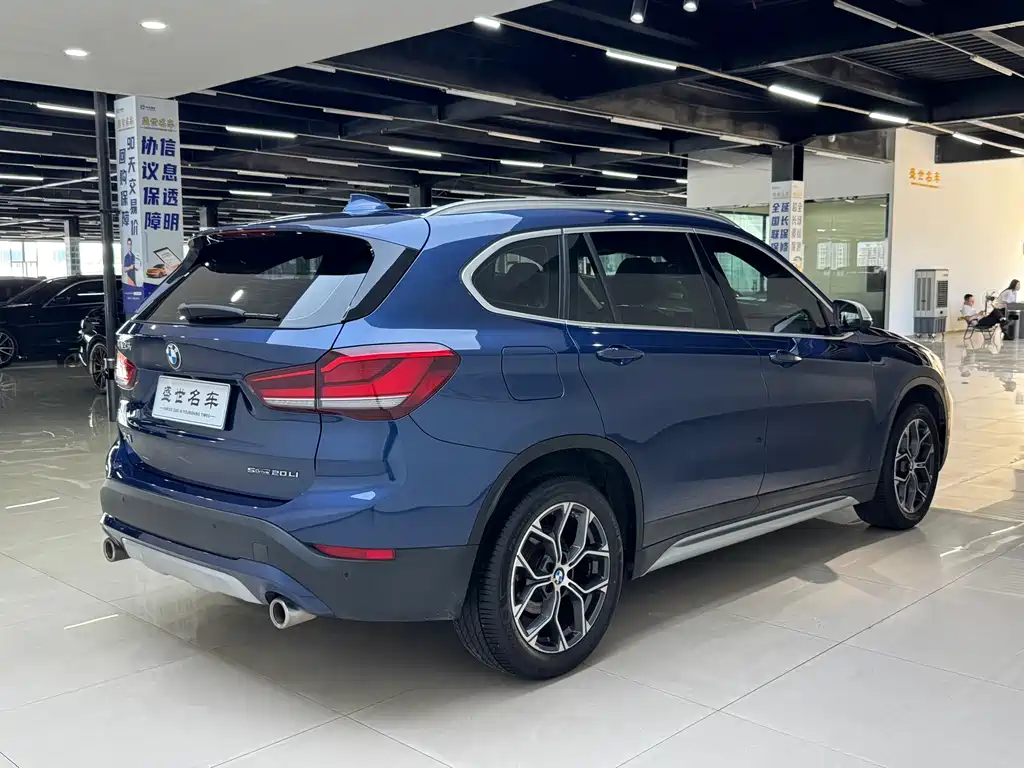 BMW X1 2022 — фото 12