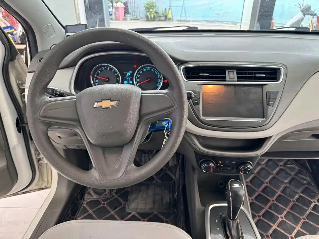 Chevrolet Lova RV 2017 — фото 10