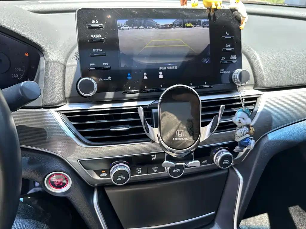 Honda Accord 2021 — фото 13
