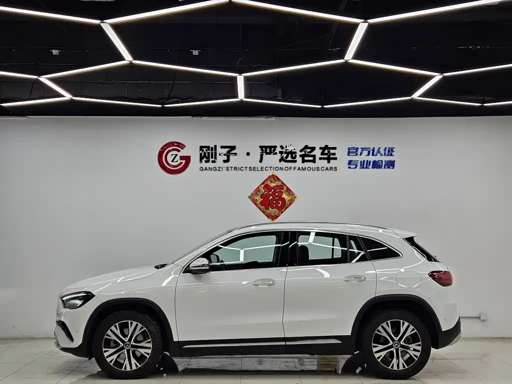 Mercedes-Benz GLA 2025 — фото 22