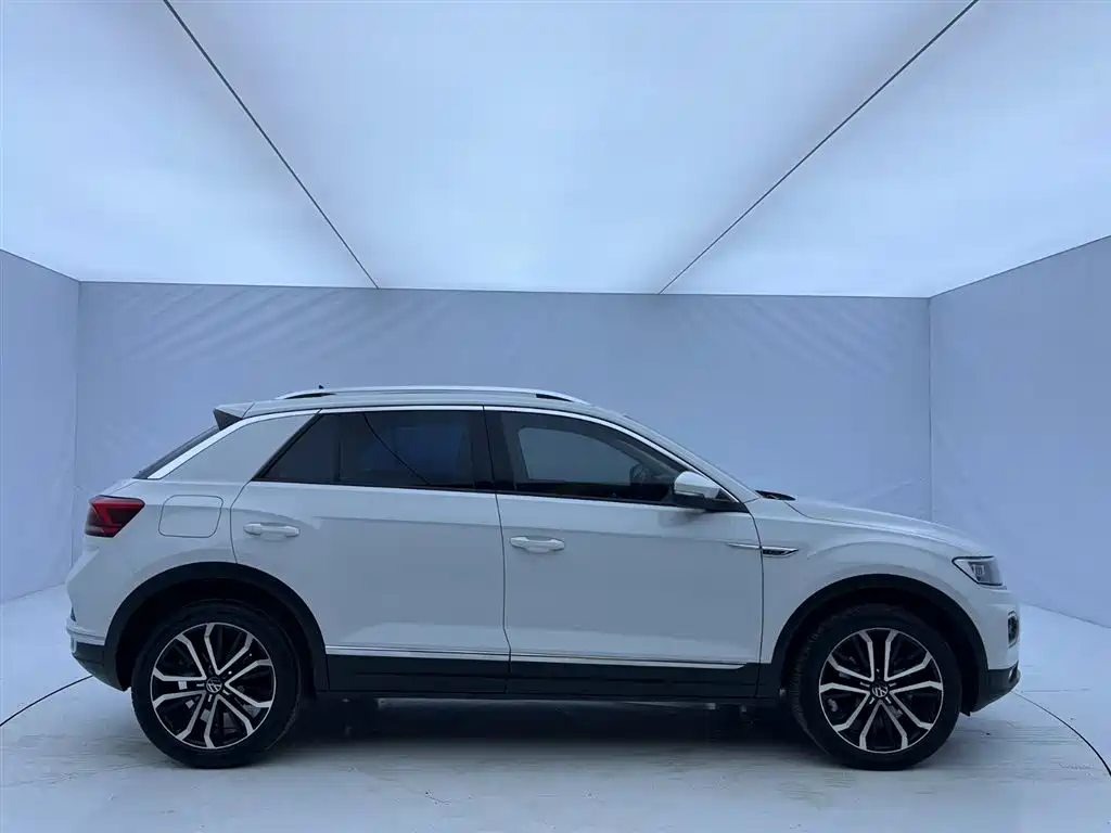 Volkswagen T-Roc 2022 — фото 9