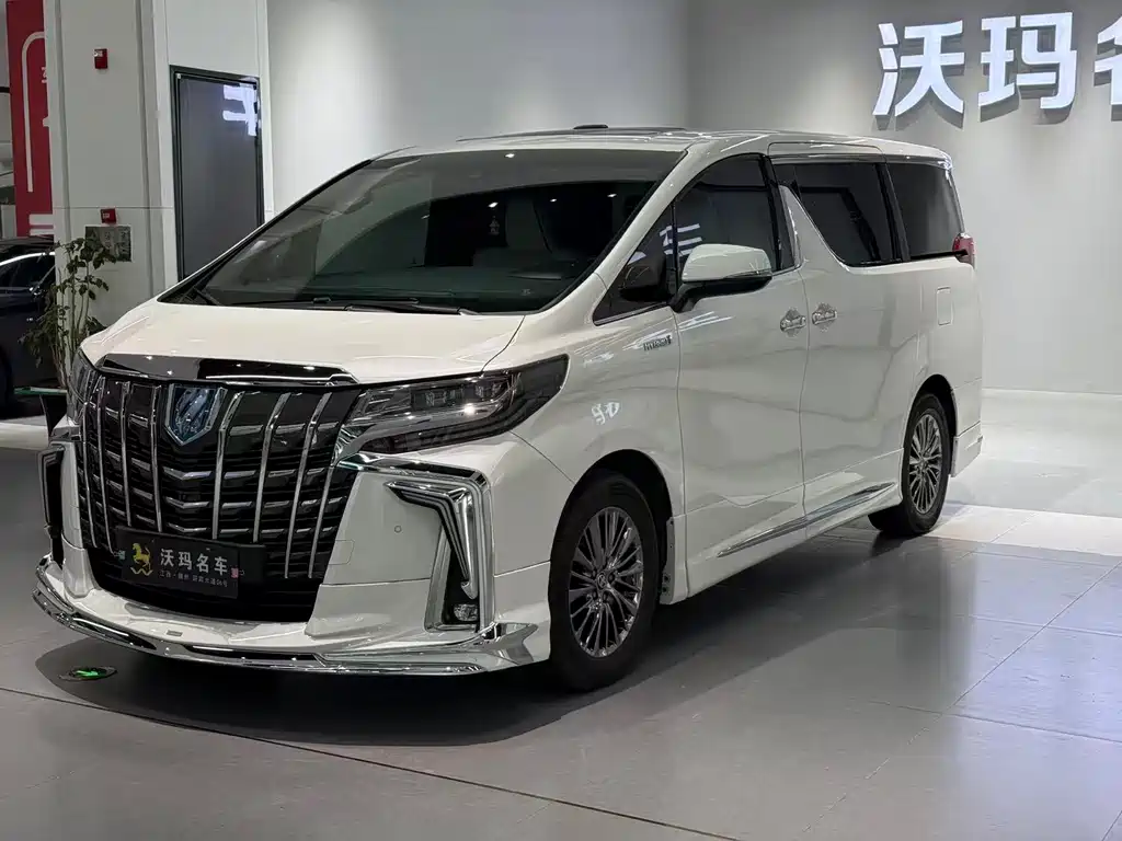 Toyota Alphard 2022 — фото 1