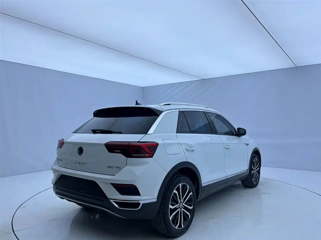 Volkswagen T-Roc 2022 — фото 4