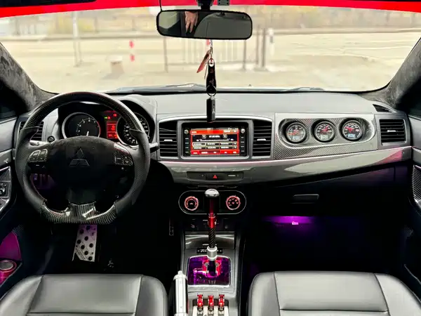 Mitsubishi Lancer EX 2012