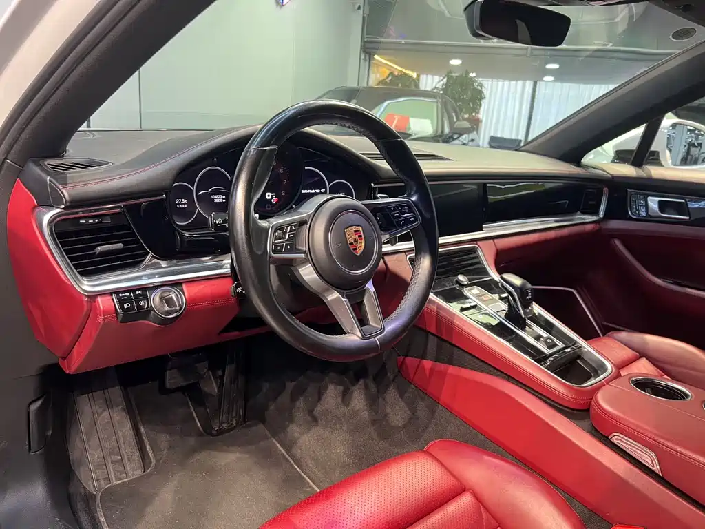Porsche Panamera 2018 — фото 5