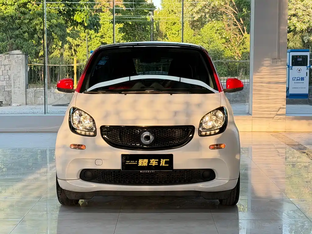 smart Fortwo 2017 — фото 2