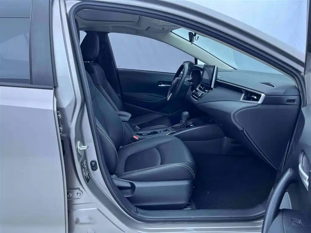 Toyota Corolla 2022 — фото 20