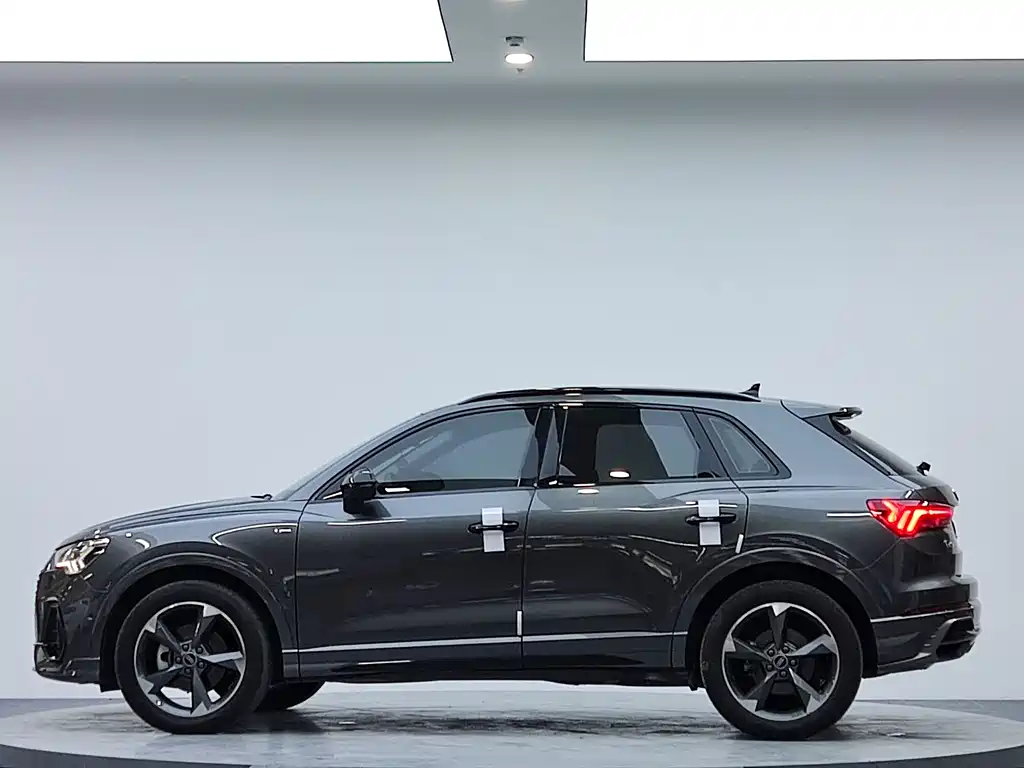 Audi Q3 2023